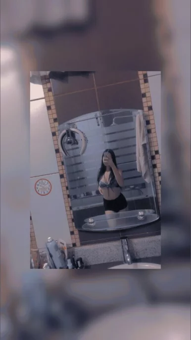 Photo of model @u529152914