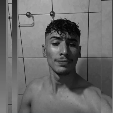 Photo of model @u529153863