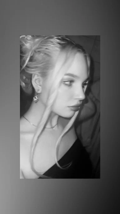 Photo of model @u529154609