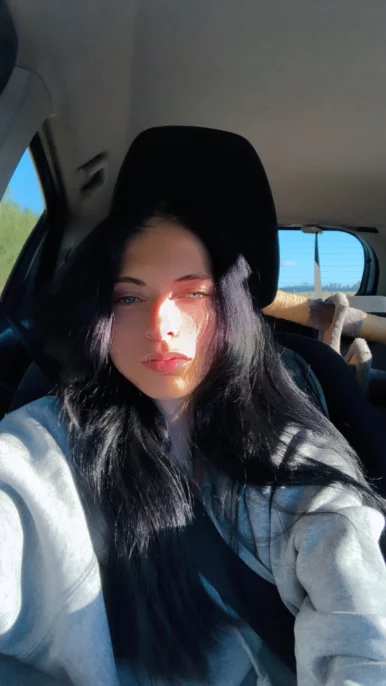 Photo of model @uhhyeahitsash