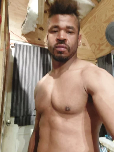 Photo of model @uncagedbird