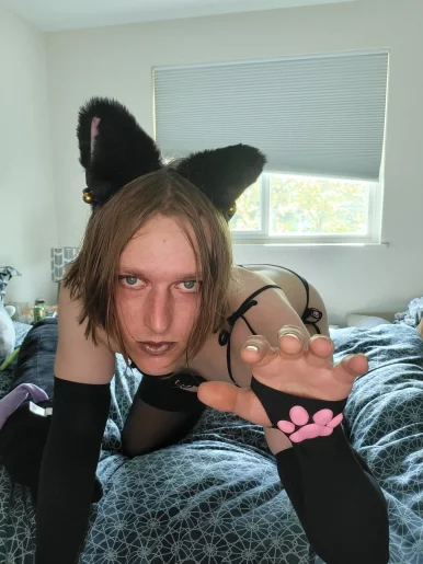 Photo of model @unicornrainbowbrain