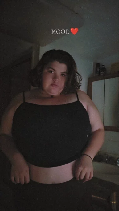 Photo of model @uniquepanda