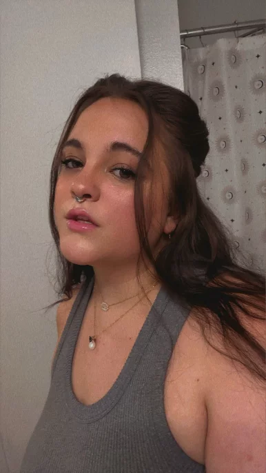 Photo of model @ur4me22