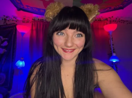 Photo of model @urpuppymoon