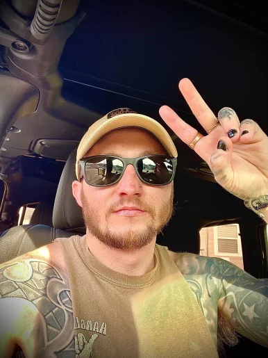 Photo of model @urtattedbf