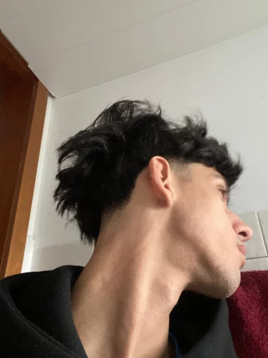 Photo of model @valcook_of