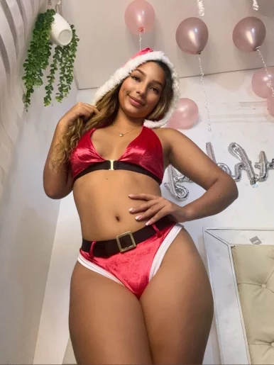 Photo of model @valengadot