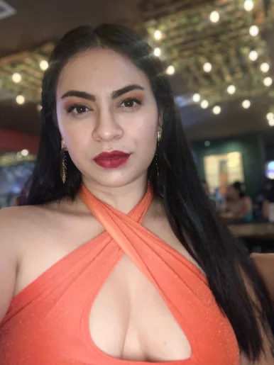 Photo of model @valeriaraw