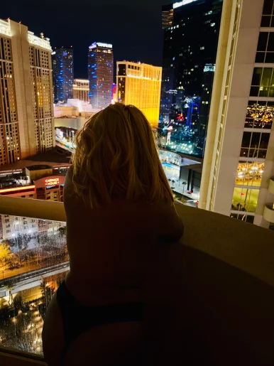 Photo of model @vegashabana