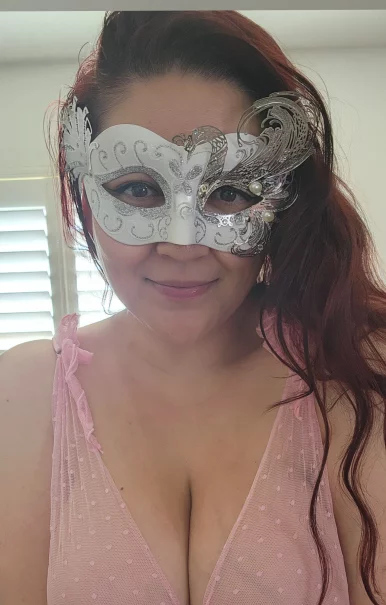 Photo of model @velvetnova719