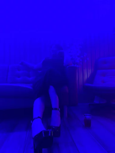 Photo of model @velvetvo7