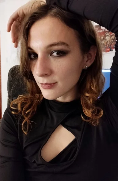 Photo of model @vickyfoxx