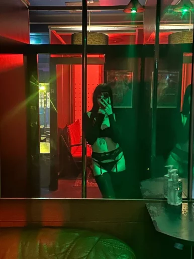 Photo of model @victoriaxburton