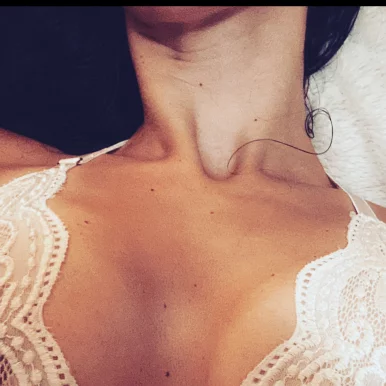 Photo of model @victressviolet