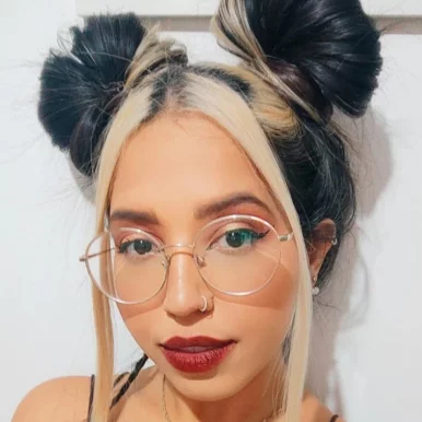 Photo of model @violeetsweet