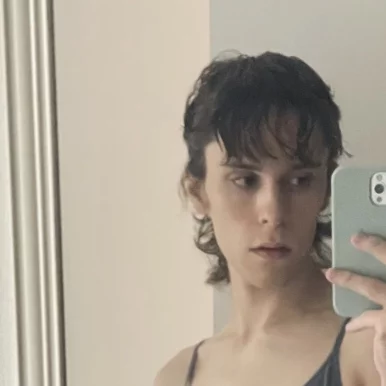 Photo of model @violetserin