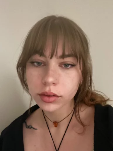 Photo of model @violettanne