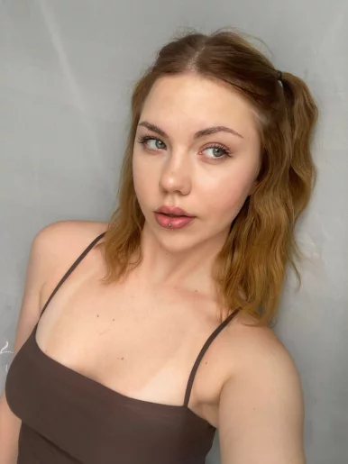 Photo of model @viona.hidden