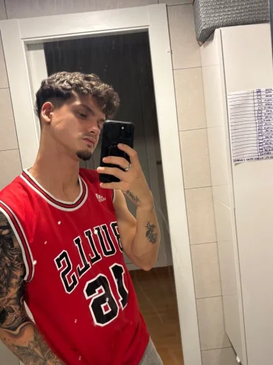 Photo of model @vitaliiiy11