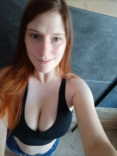 Photo of model @vixelleinbloom