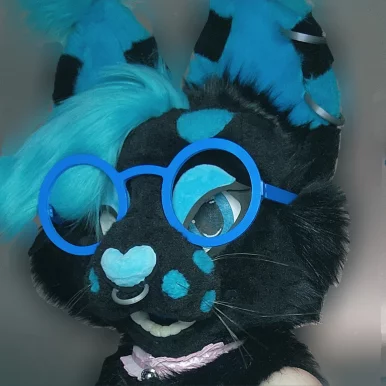 Photo of model @w0rryw1tch