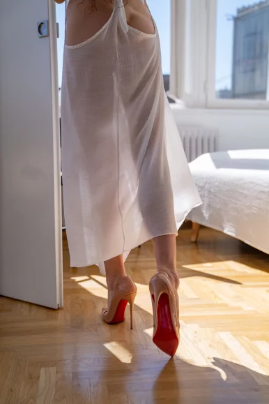 Photo of model @walking.higher