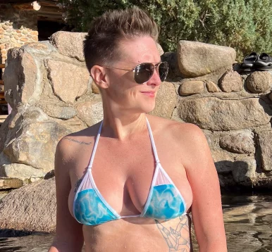 Photo of model @wanderingrvbabe