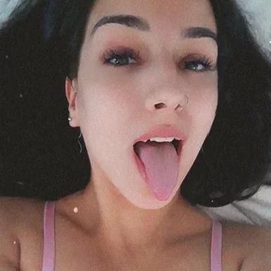 Photo of model @wendy_ferrow