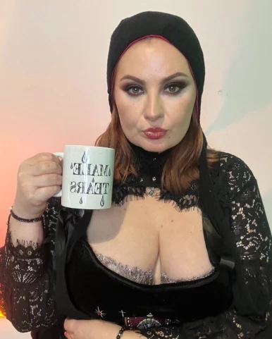 Photo of model @whitchymommy