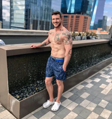 Photo of model @whiterhino312