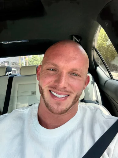 Photo of model @whiterhinoxxx