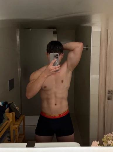 Photo of model @williamsgain