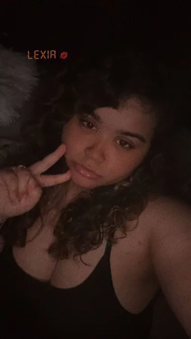 Photo of model @worshiplexia