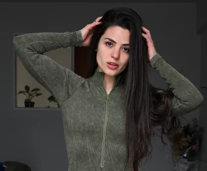 Photo of model @worshipthebrat