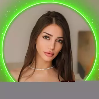 Photo of model @x-rose