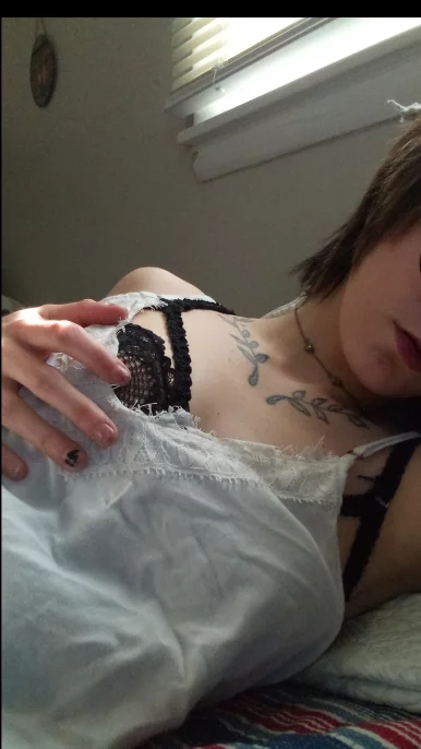 Photo of model @x.x.bby.x.x