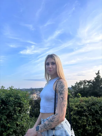 Photo of model @x_stasy