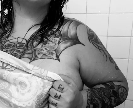 Photo of model @xavengedxangelx