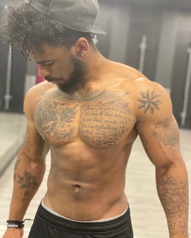 Photo of model @xnx_rapscallion