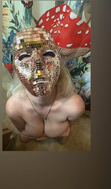 Photo of model @xo_sassykaykay_ox