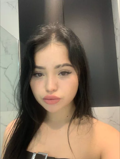 Photo of model @xorosha