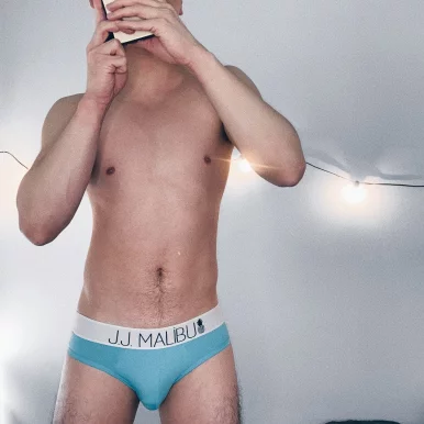 Photo of model @xvvivr