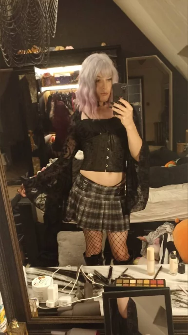 Photo of model @xx_c_h_e_r_r_y_xx