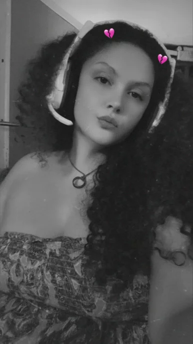 Photo of model @xx_lara2323_xx