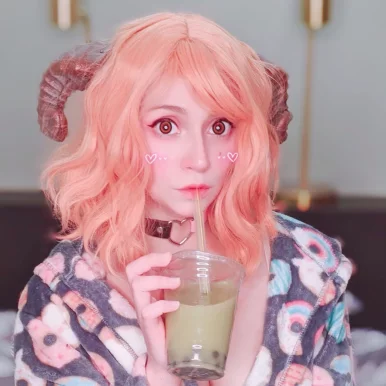 Photo of model @xylabee