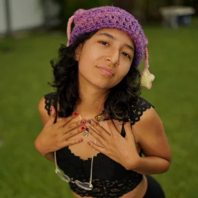 Photo of model @yarningforyou