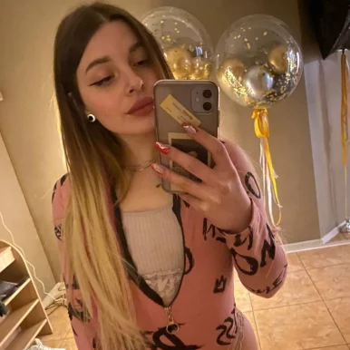 Photo of model @your_alisabunny