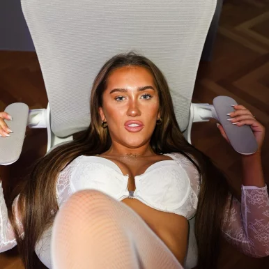 Photo of model @yourannacole