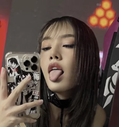 Photo of model @yourcrazyasian